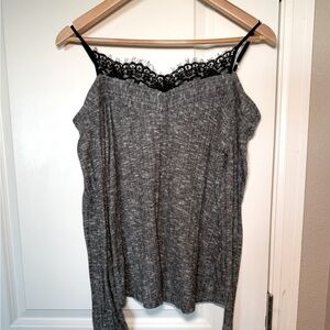 Women’s off‎ the shoulder top